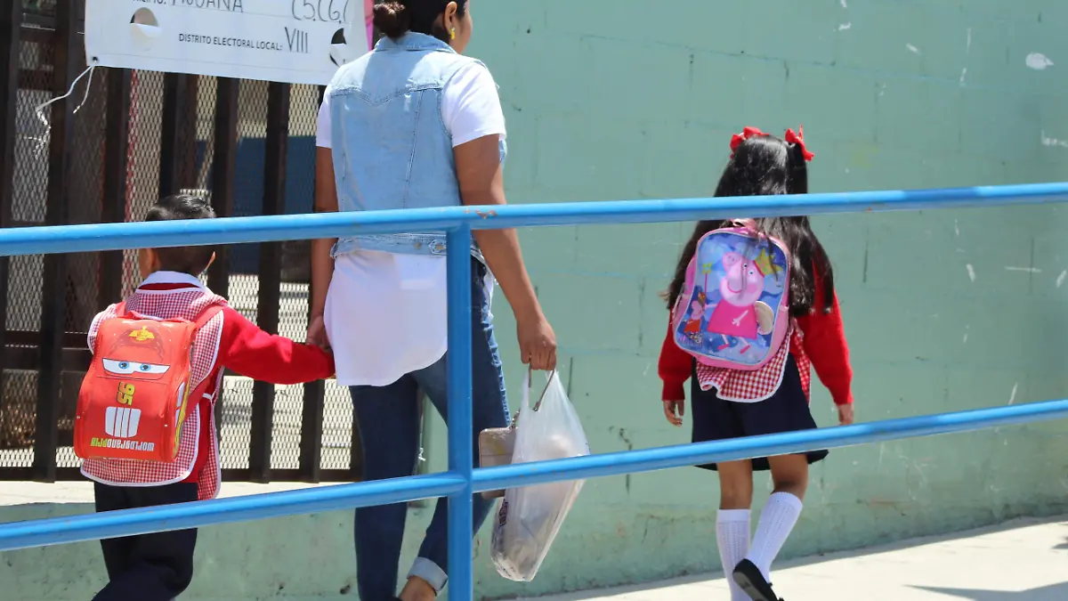 NIÑOS ESCUELA (11)